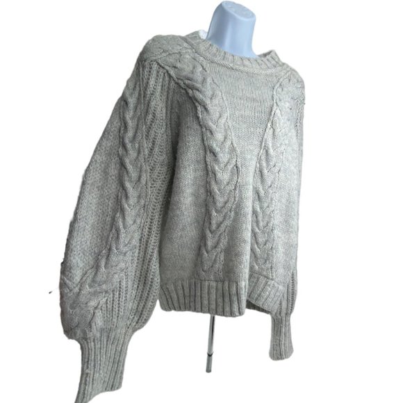 Express Sweaters - Gray Chunky Cable Knit Thick Balloon Sleeve Sweater size Small